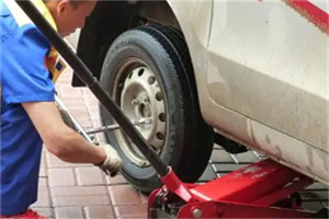 奇台附近拖车24小时服务热线电话